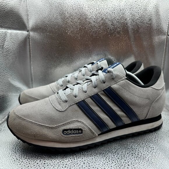 Size 11.5 Adidas Mens Light Gray Suede Casual Running Athletic Sneaker G11842 - Picture 6 of 10